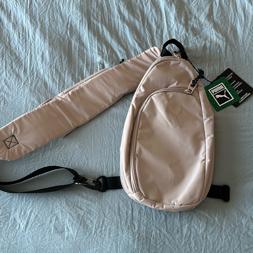 Puma myraid sling bag